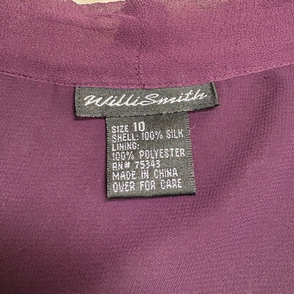 VINTAGE Silk Tie-Neck Button Down Blouse in Rich Purple - Picture 7 of 8